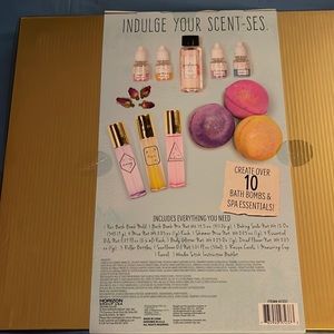 Brand new Bath Bombs & Spa Set